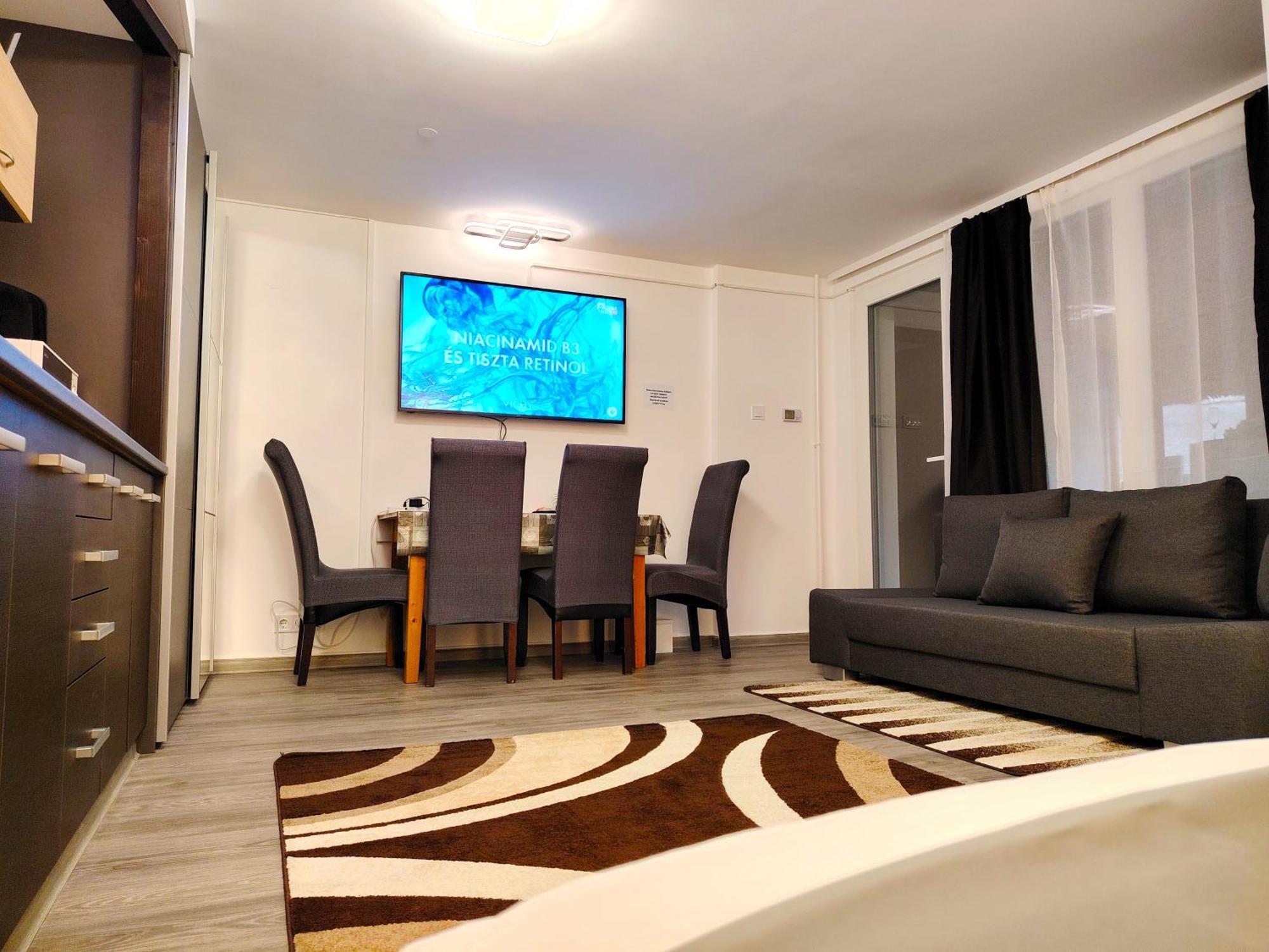 Nyuszis Apartman Kiskunmajsa Zewnętrze zdjęcie