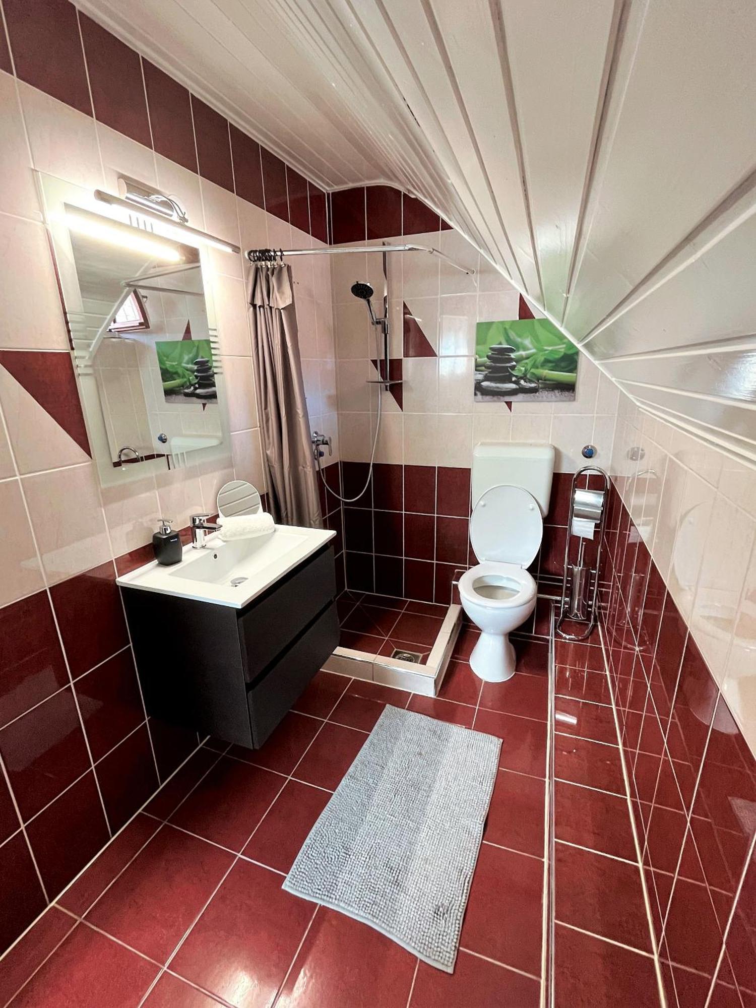 Nyuszis Apartman Kiskunmajsa Zewnętrze zdjęcie